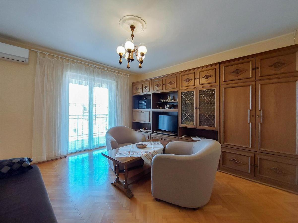 Apartments Nikola 普纳特 外观 照片