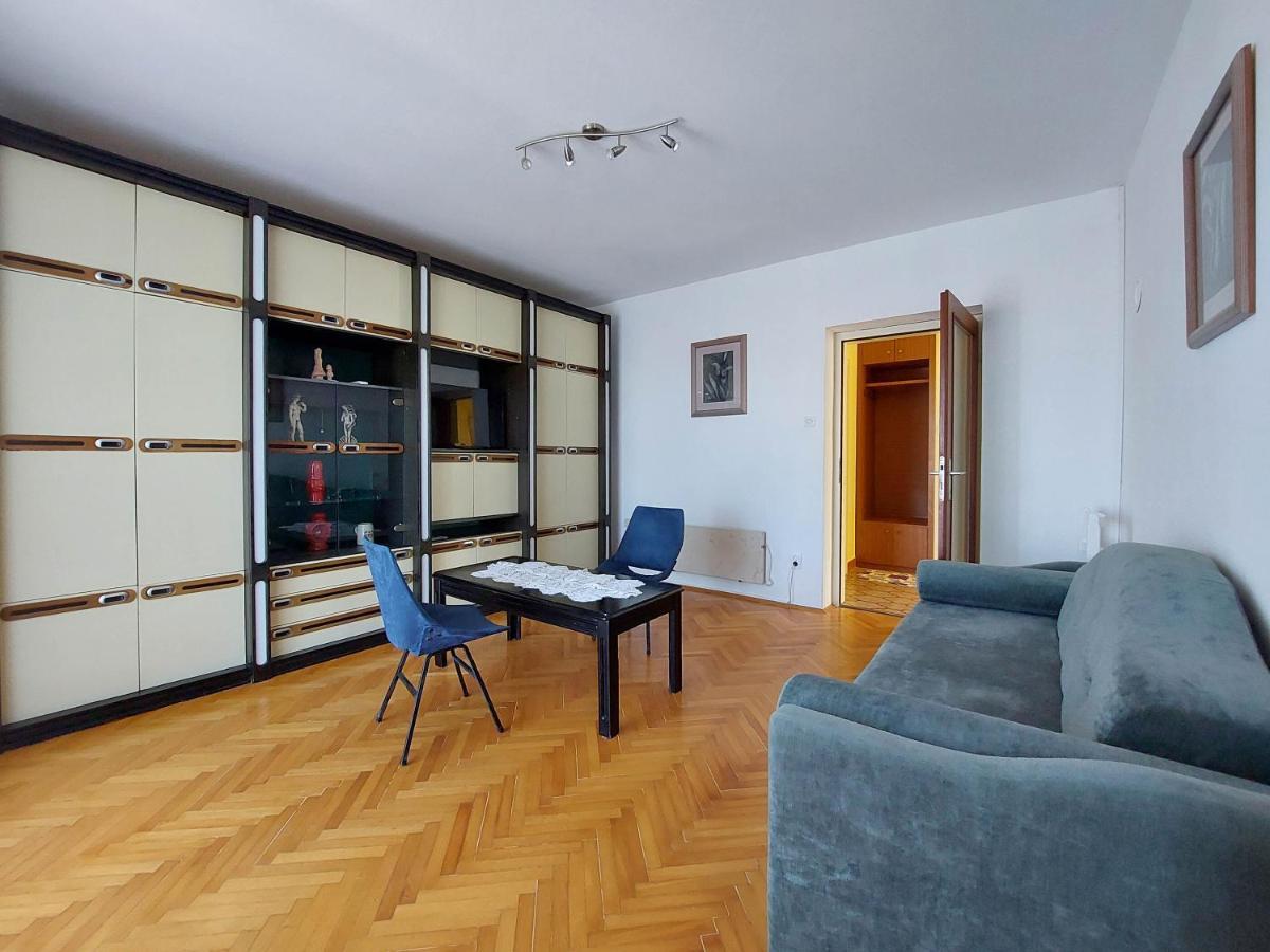 Apartments Nikola 普纳特 外观 照片