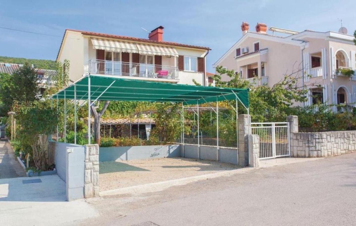 Apartments Nikola 普纳特 外观 照片
