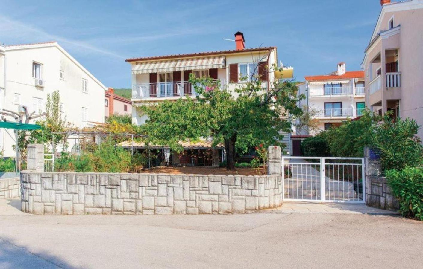 Apartments Nikola 普纳特 外观 照片